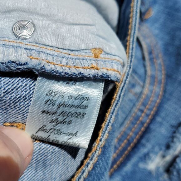 Harper Sz 28 Embroidered Floral Pockets Distressed Ripped Denim Shorts Stretch - Picture 6 of 6